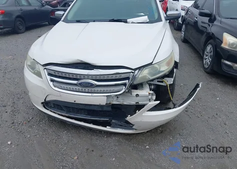 2010 Ford Taurus Limited из США, поврежденный, VIN 1FAHP2JW2AG146184